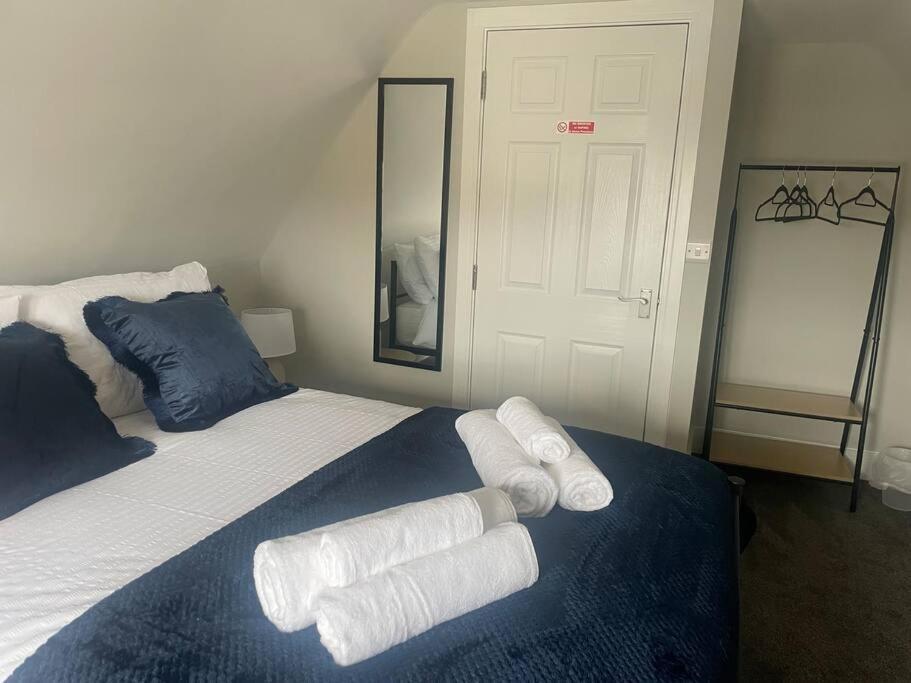 Fern House - By Shortstays4u A Lovely 2 Bedroom Townhouse With Free Parking In The Town Centre!